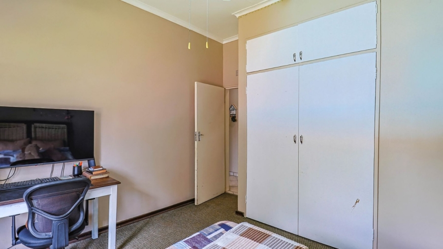 4 Bedroom Property for Sale in Safari Gardens North West